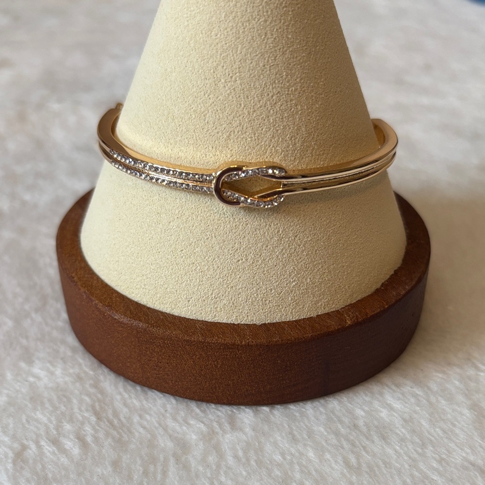 18k Gold Plated AAA Cubic Zirconia Half Bangle Bracelet